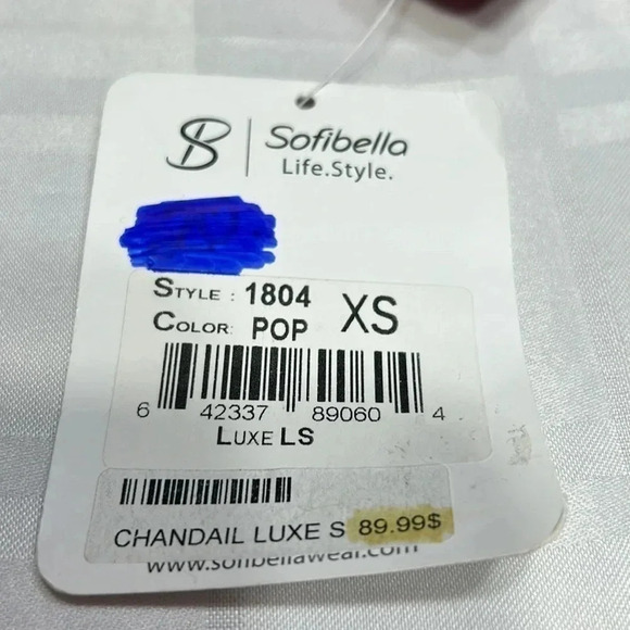 NWT reg 90$ Sofibella long sleeve T Shirt,top.
Colorblock,activewear,Athleisure - Picture 10 of 14